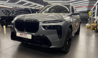 Выдвижные электро пороги на BMW X7 G07